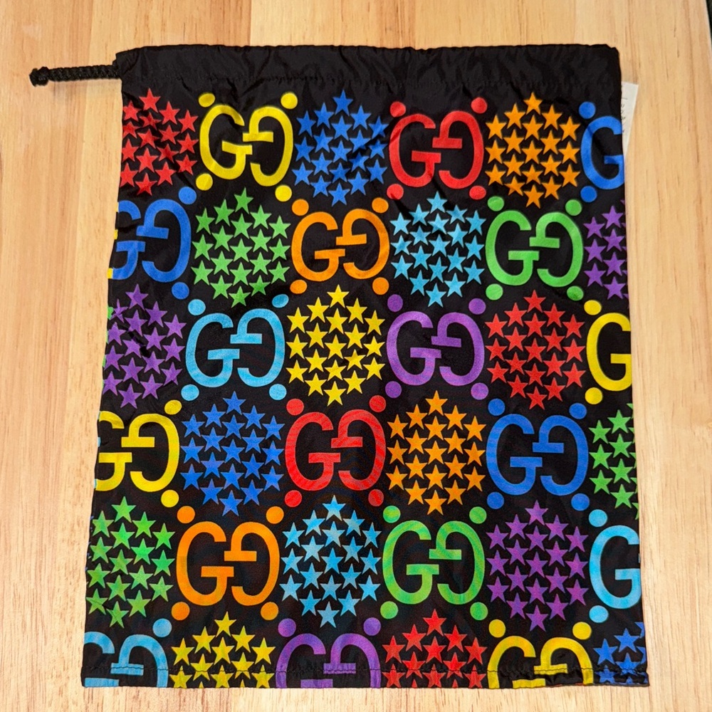 Gucci Psychedelic Rainbow Star Pattern Toiletry B… - image 1